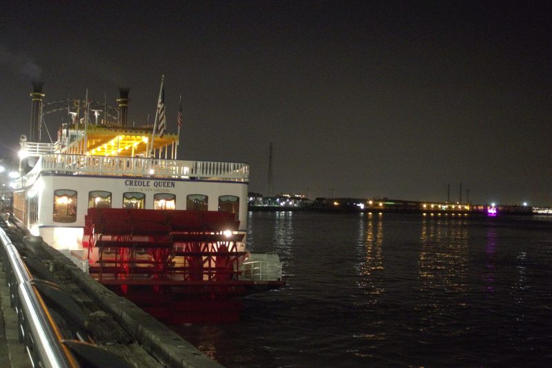 Paddlewheeler Creole Queen