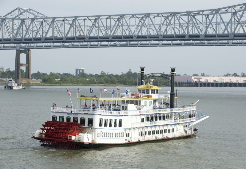 Paddlewheeler Creole Queen