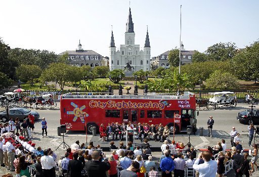 City Sightseeing Bus jackson square