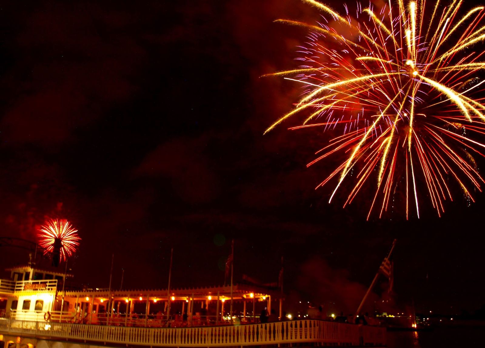 new orleans new year's eve fireworks